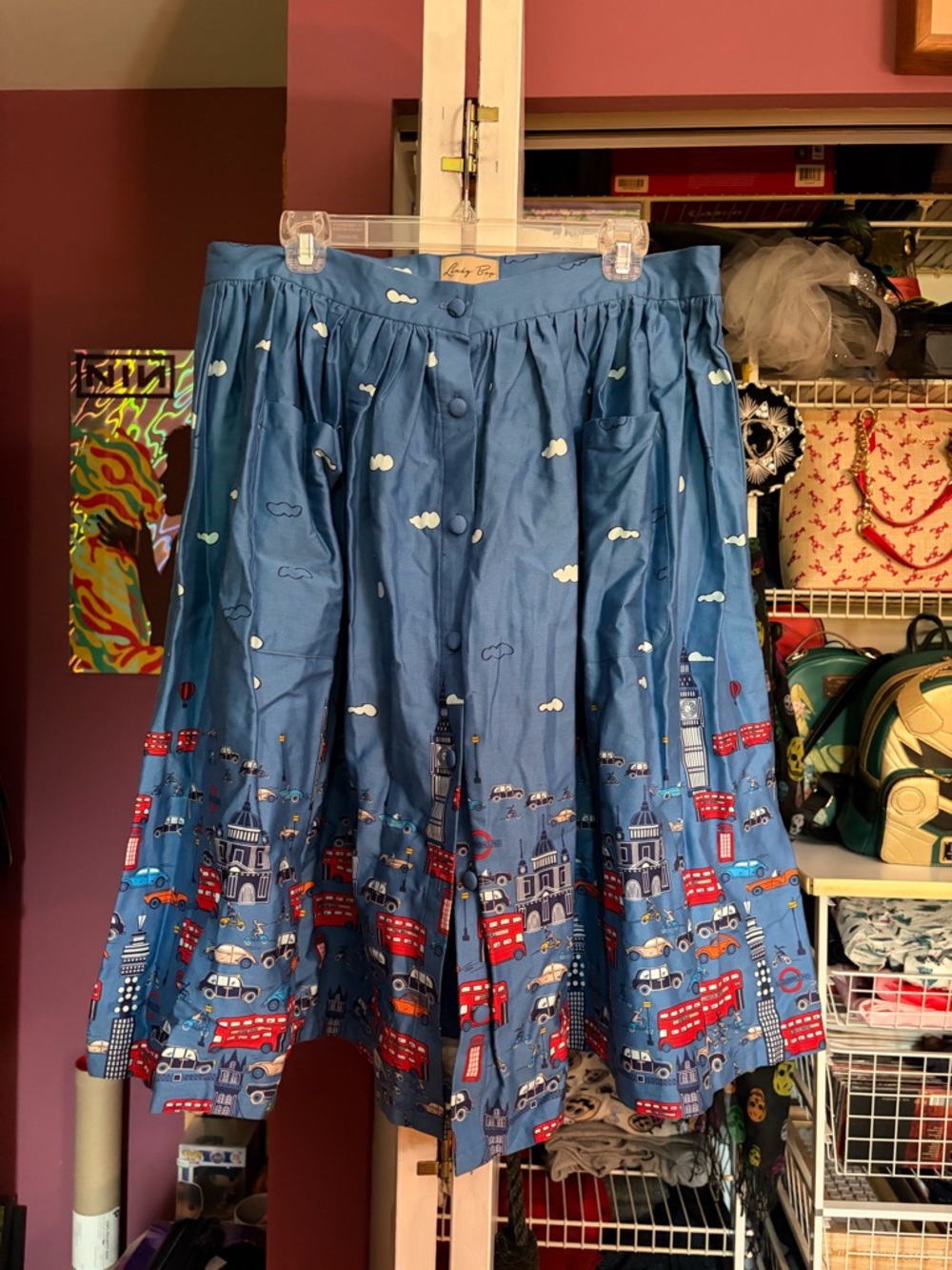 Lindy Bop circle skirt, London street scene